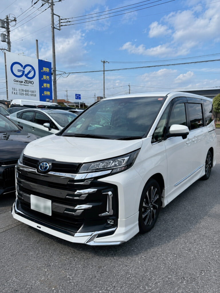 レンタカー　ノア